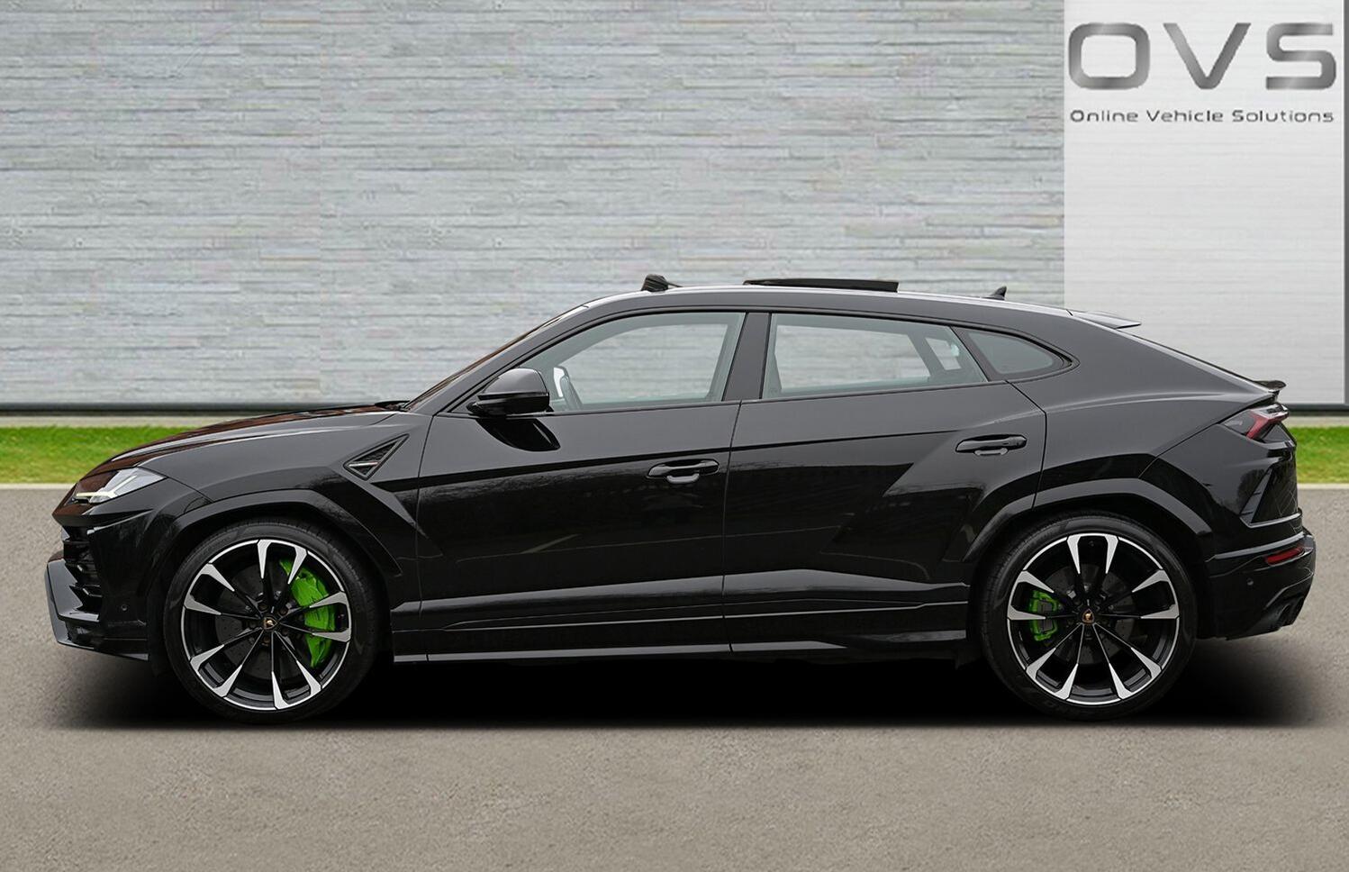 Lamborghini URUS