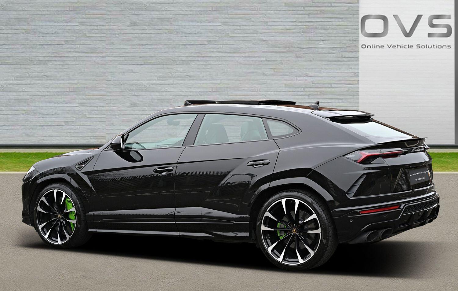 Lamborghini URUS