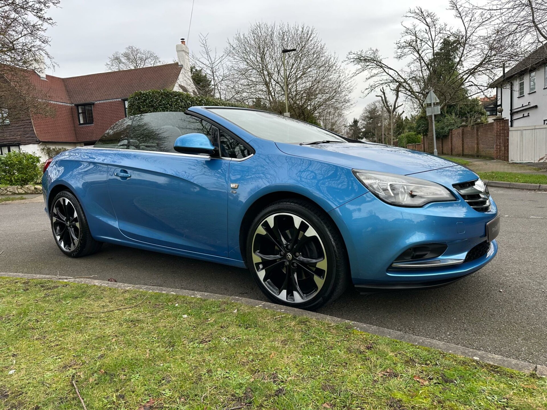 Vauxhall Cascada