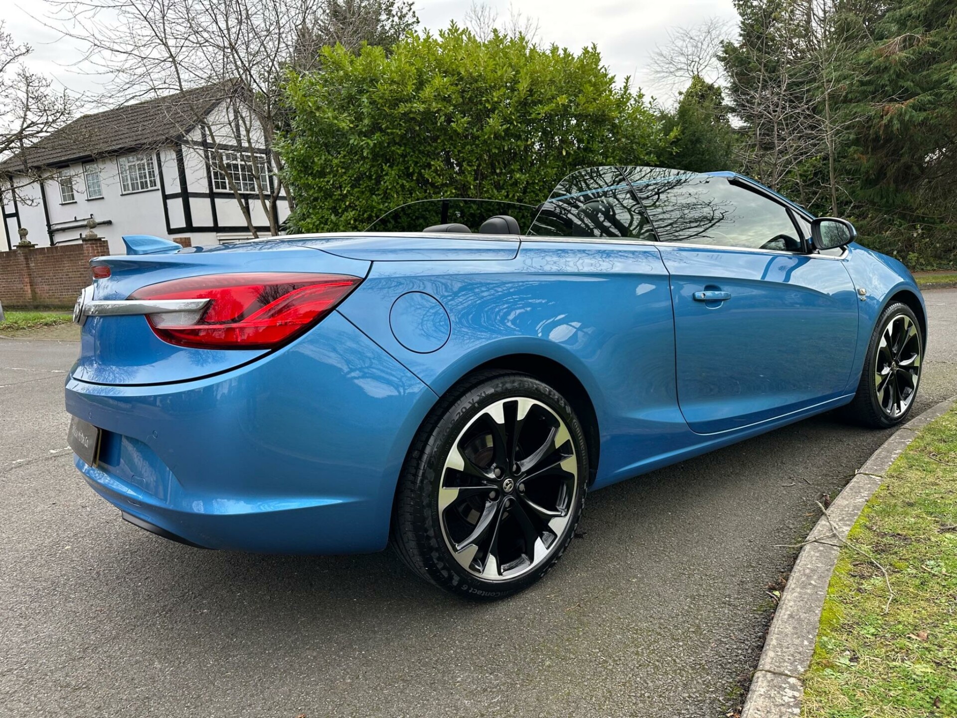 Vauxhall Cascada