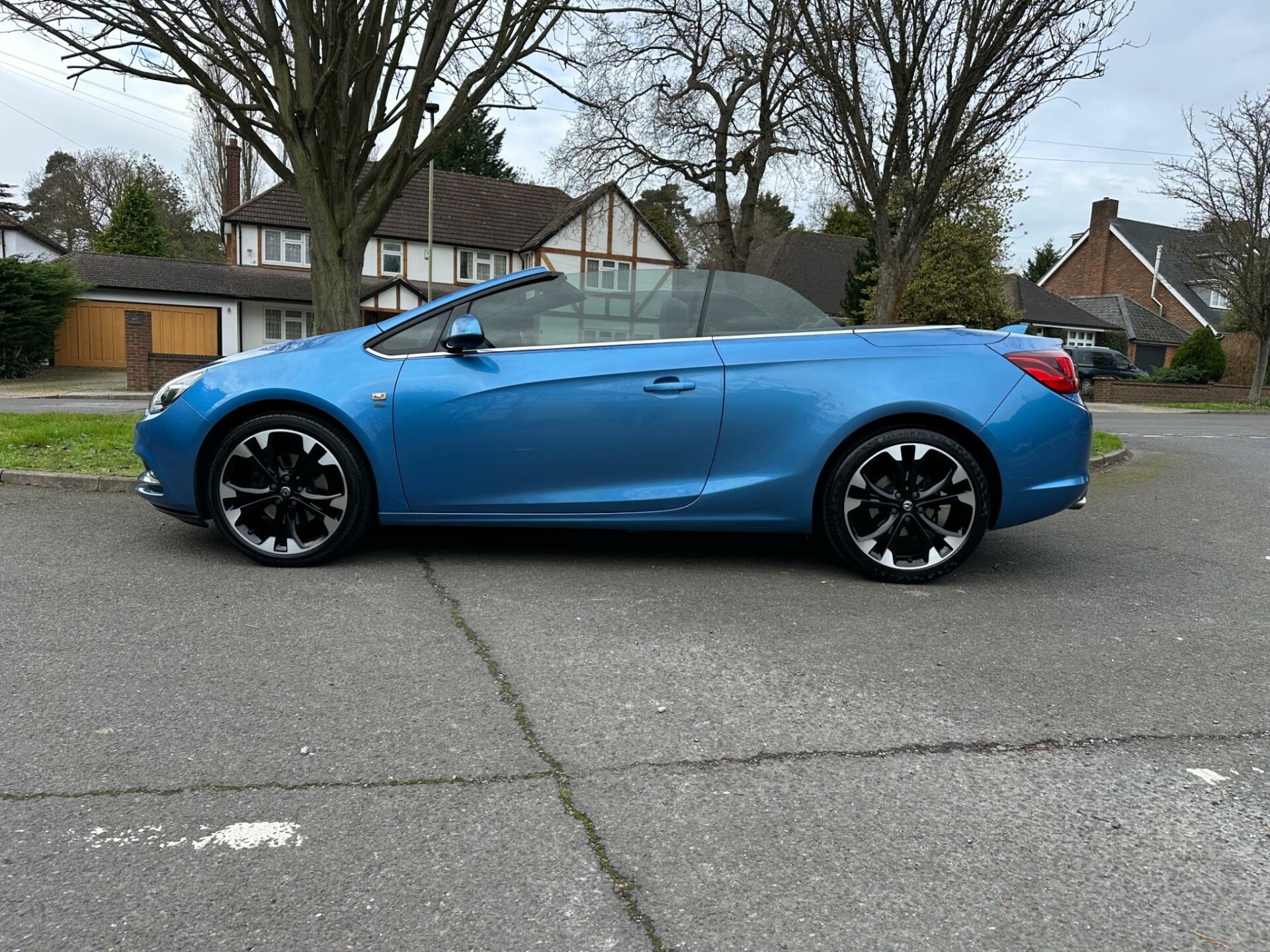 Vauxhall Cascada