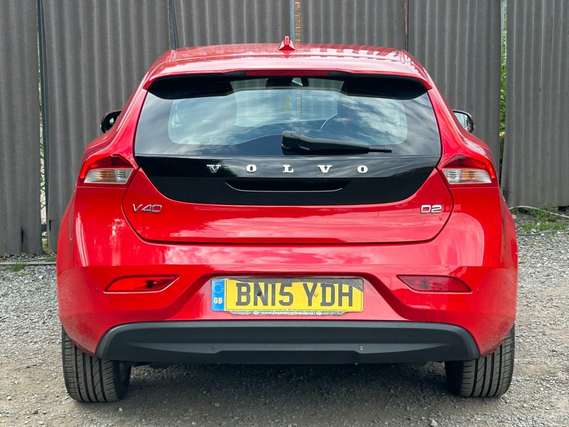 Volvo V40