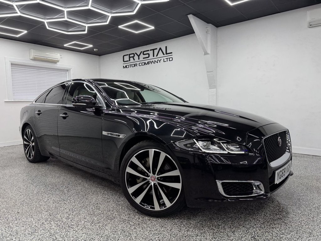 Jaguar XJ
