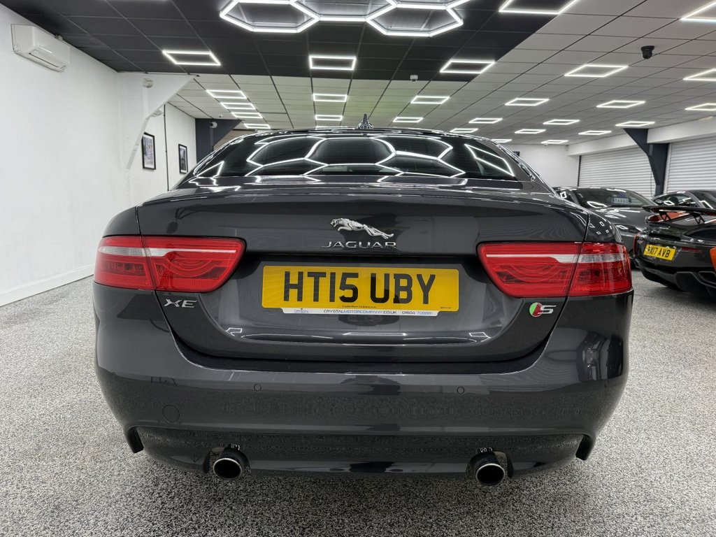 Jaguar XE