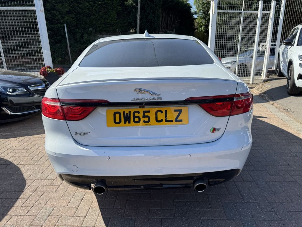 Jaguar XF