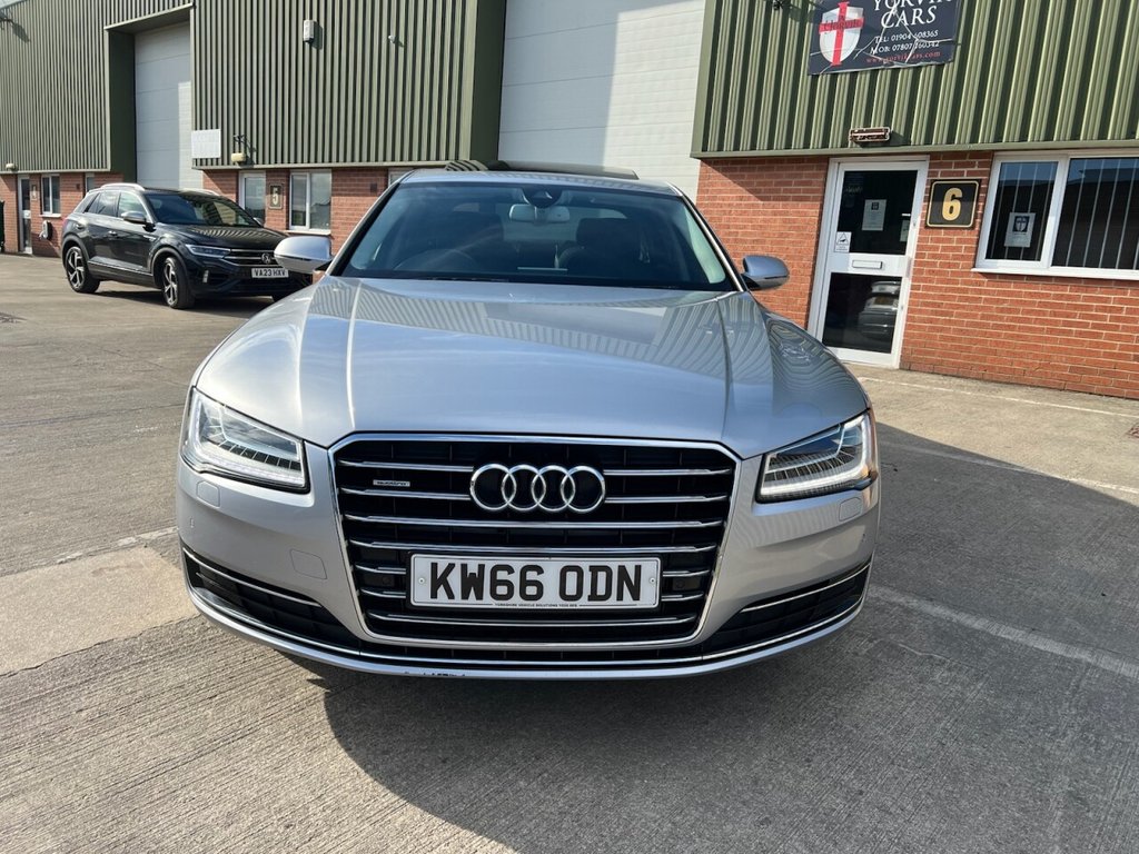 Audi A8