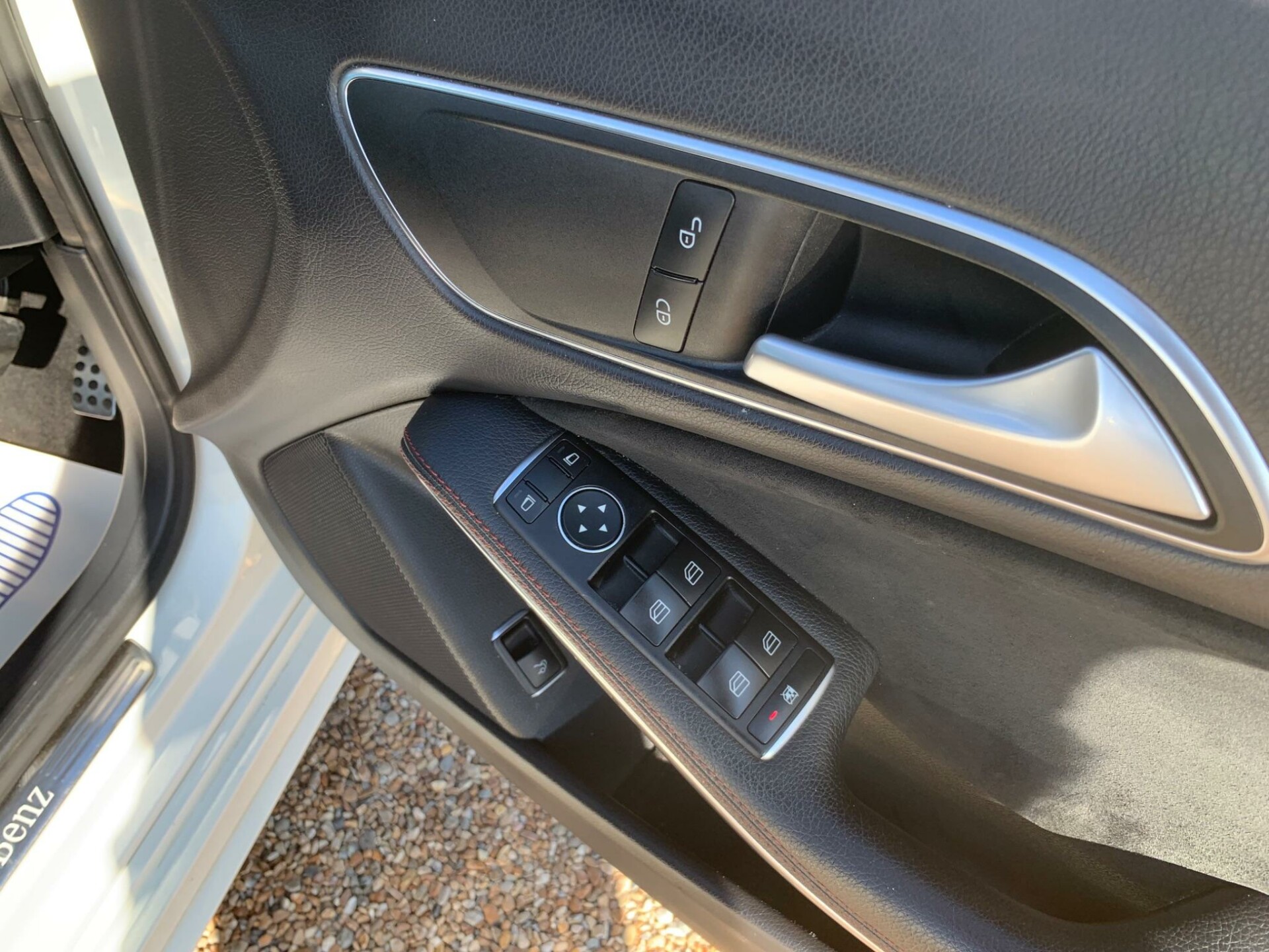 Mercedes Benz CLA