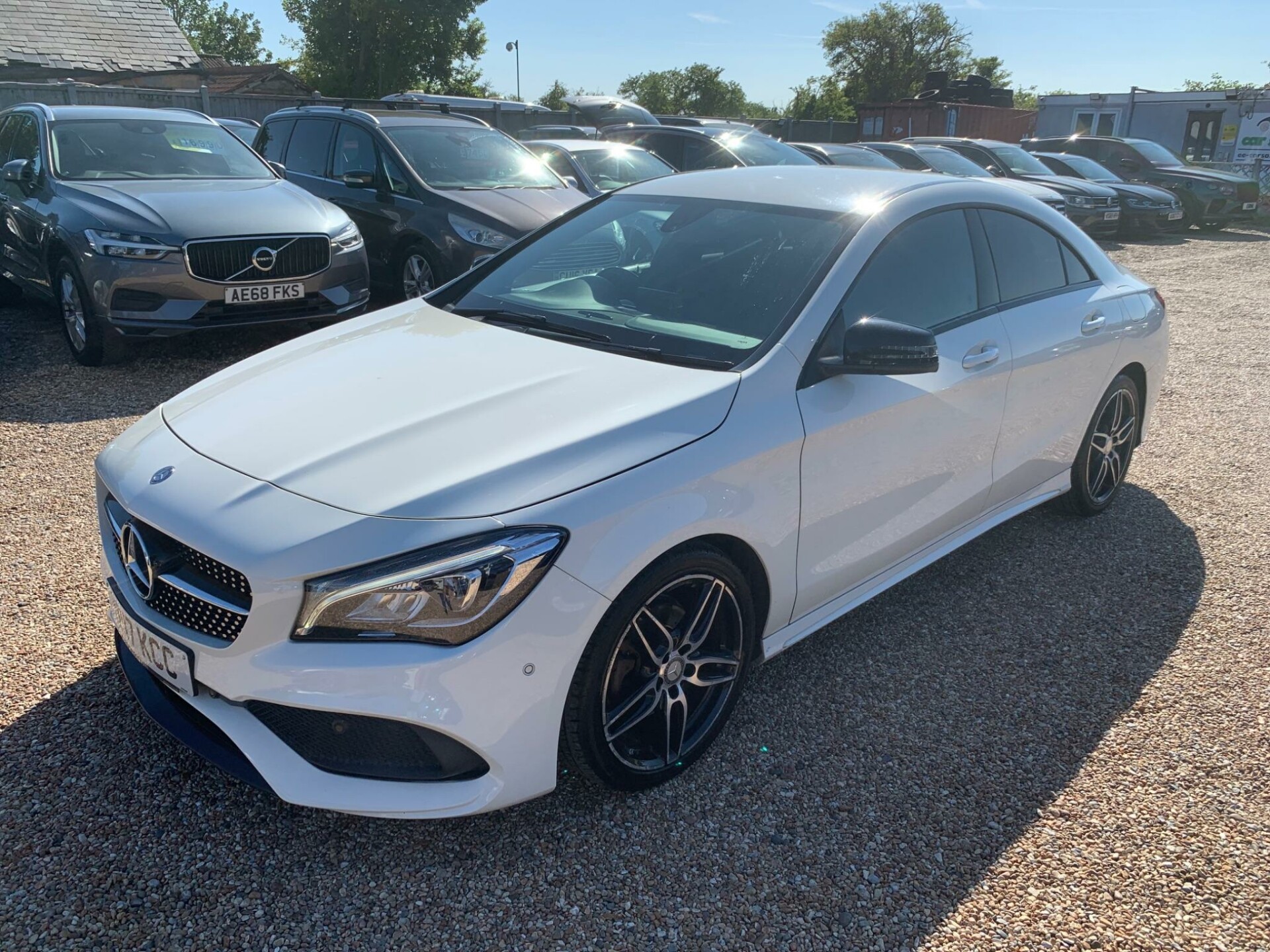 Mercedes Benz CLA