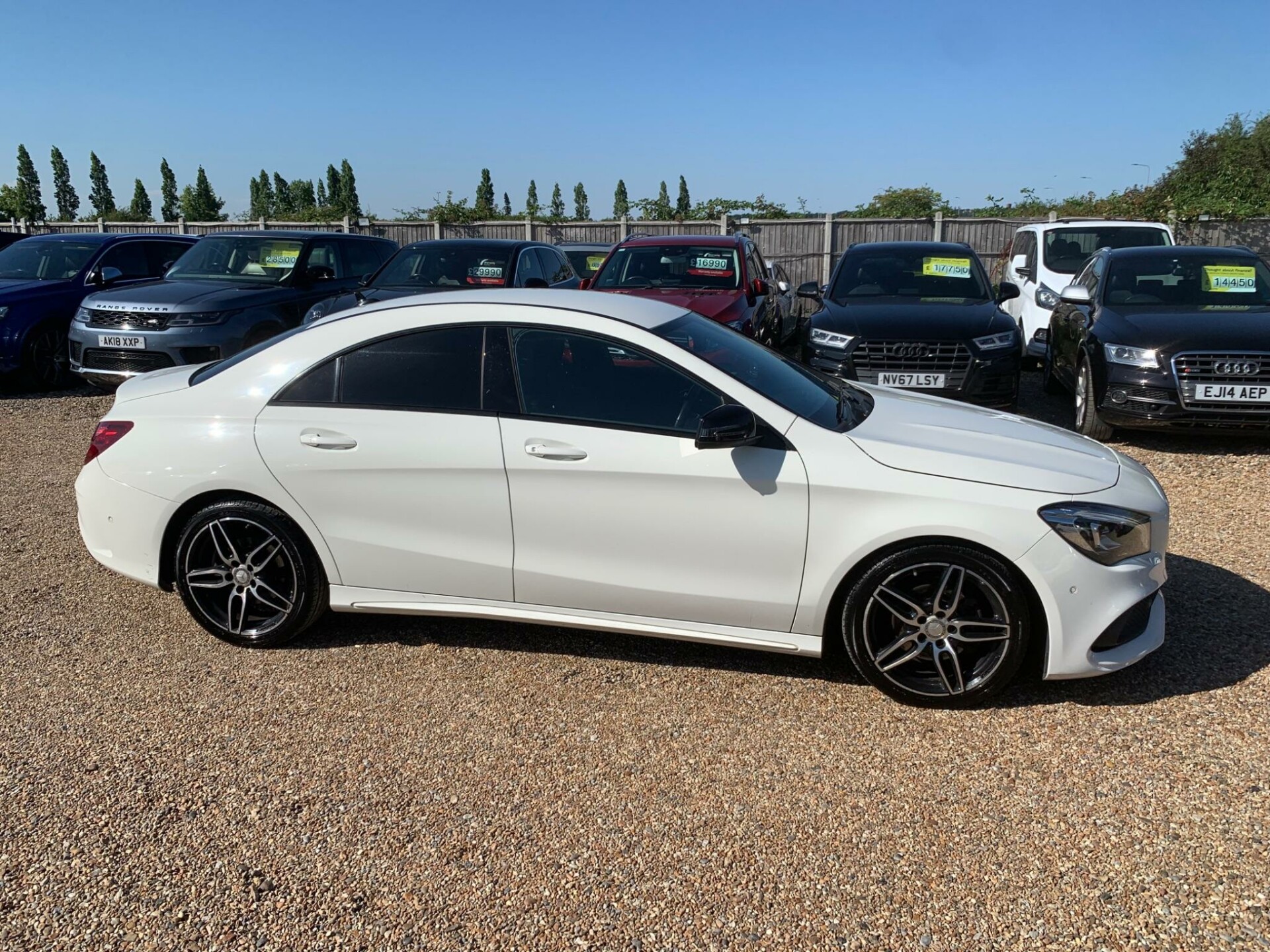 Mercedes Benz CLA