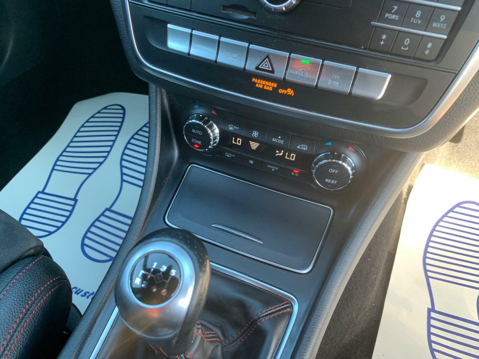 Mercedes Benz CLA