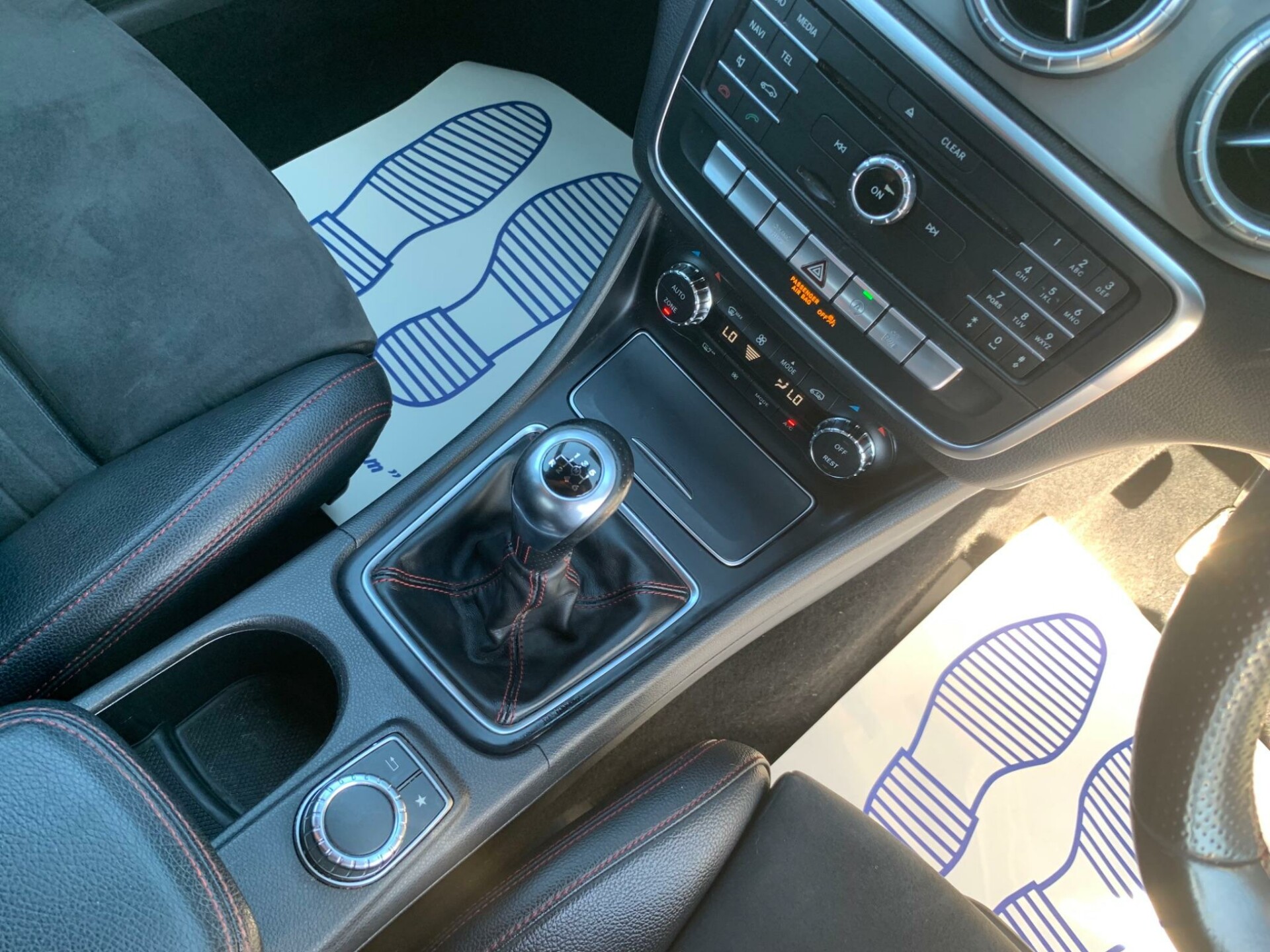 Mercedes Benz CLA
