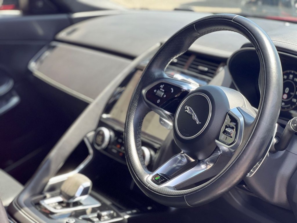 Jaguar E Pace