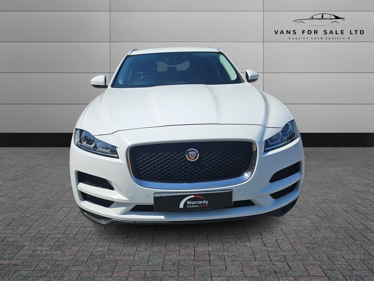 Jaguar F Pace
