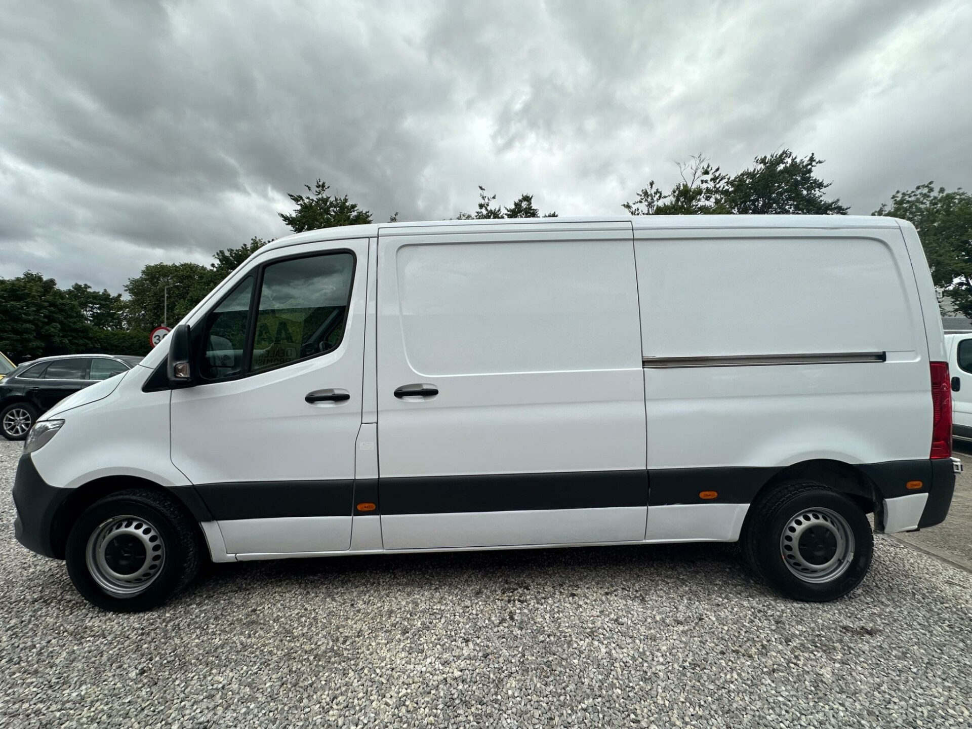 Mercedes Benz Sprinter