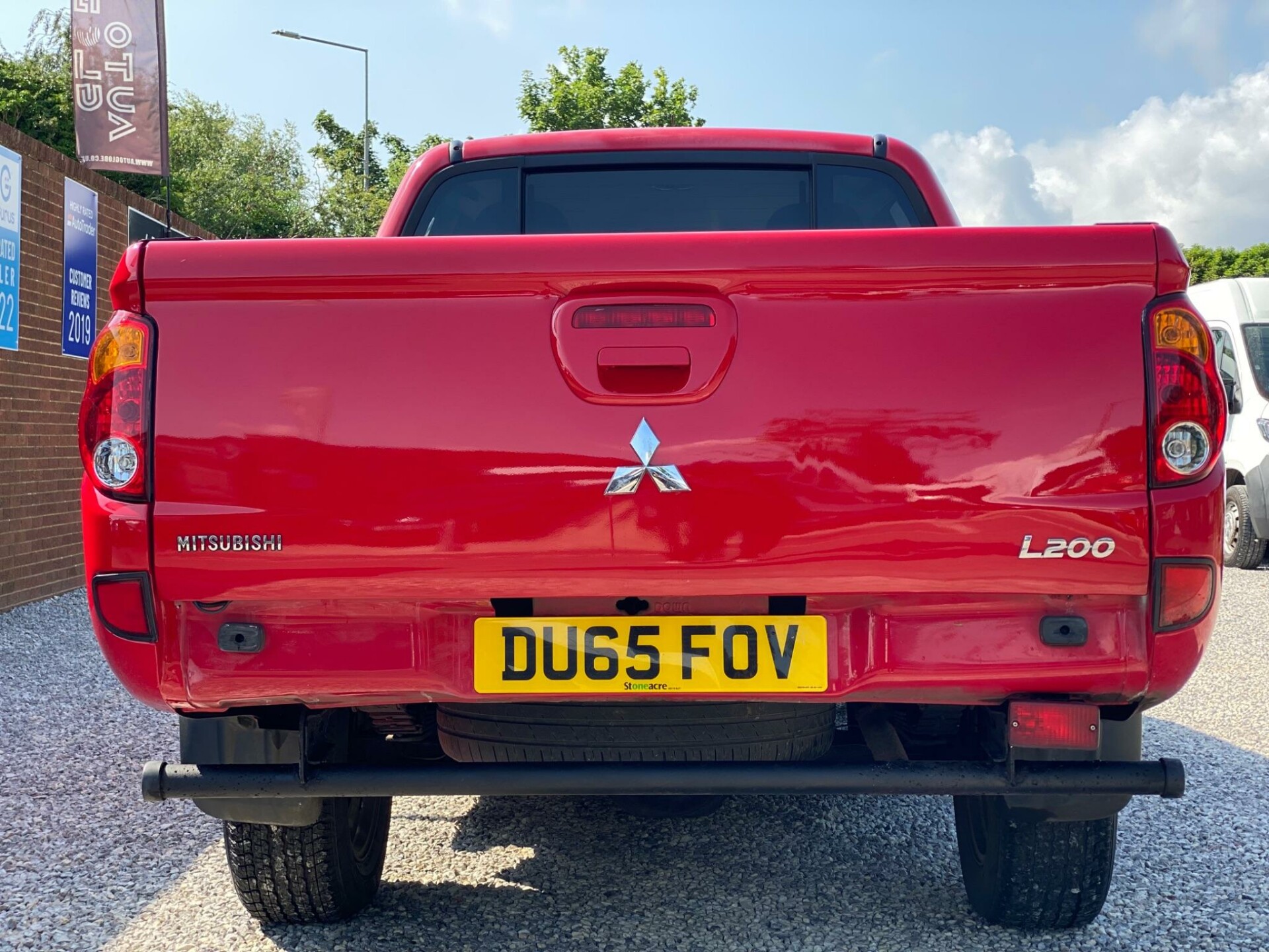 Mitsubishi L200