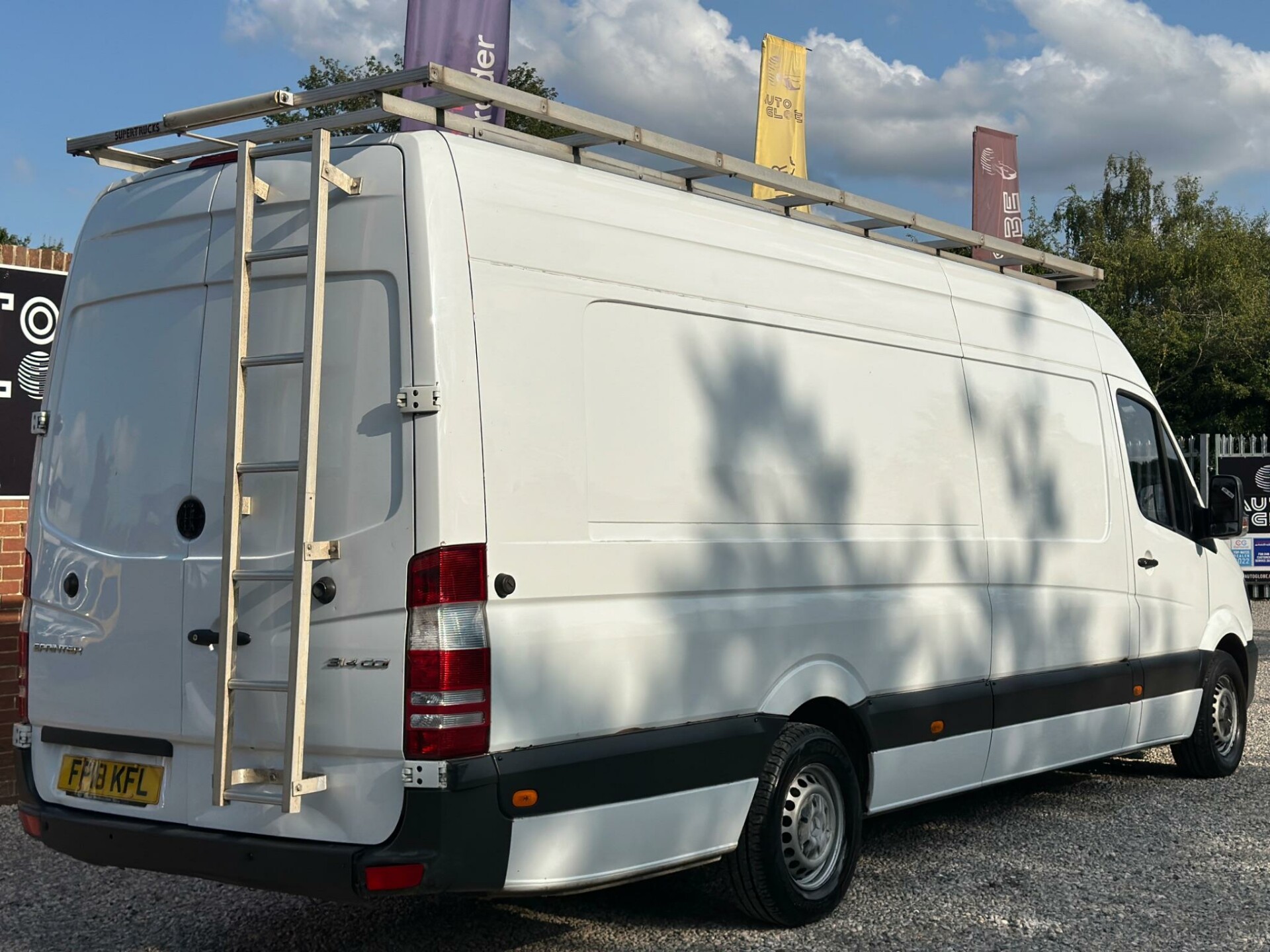 Mercedes Benz Sprinter