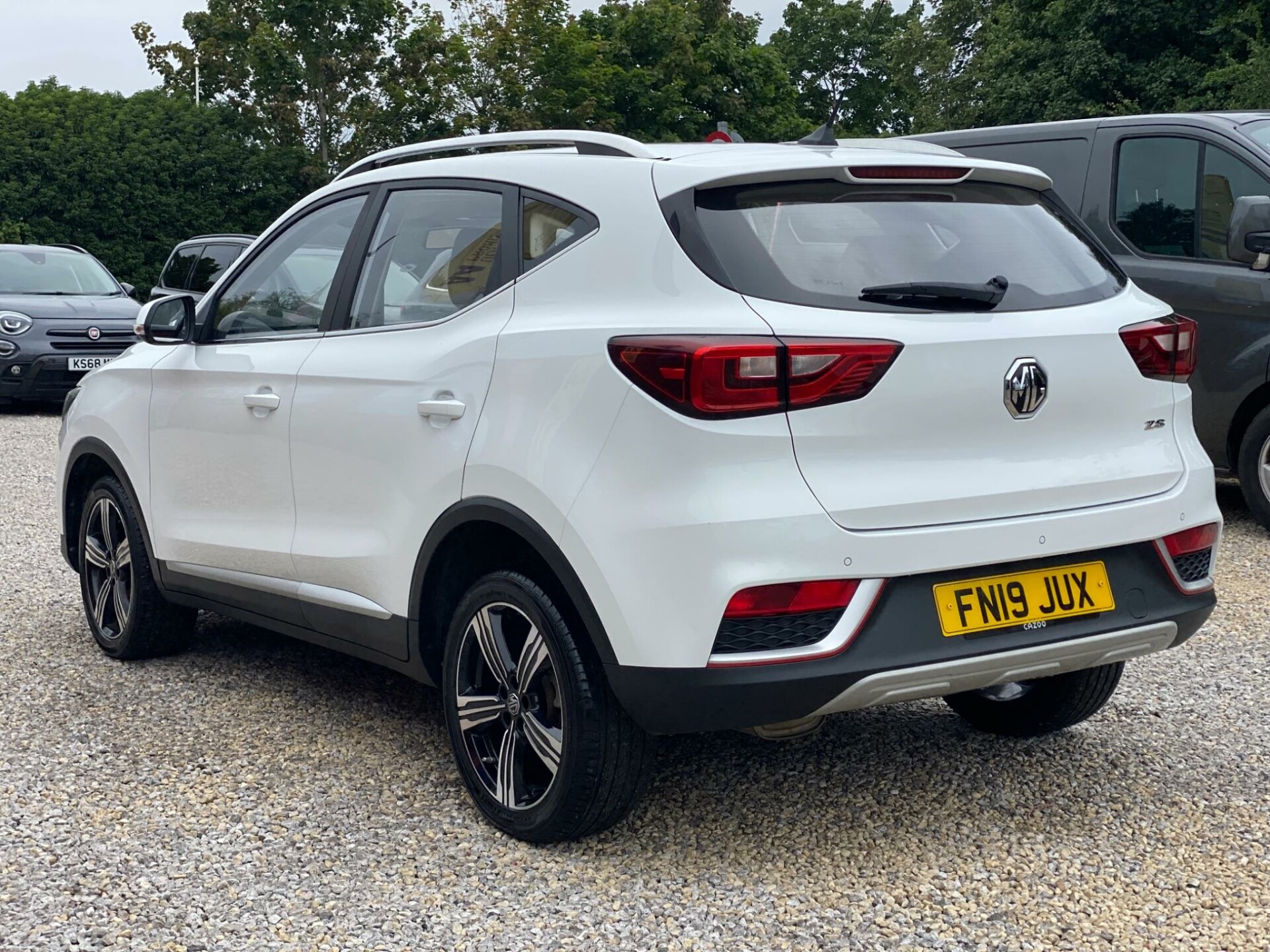 MG ZS