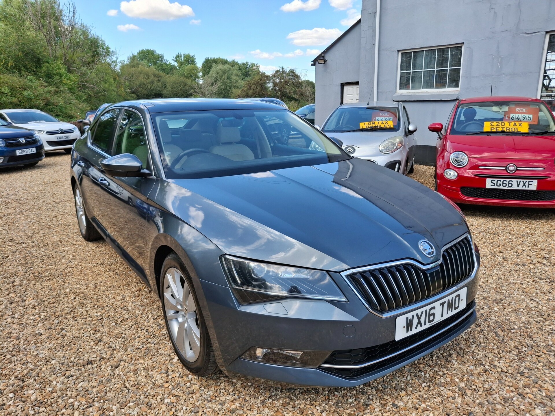 Skoda Superb