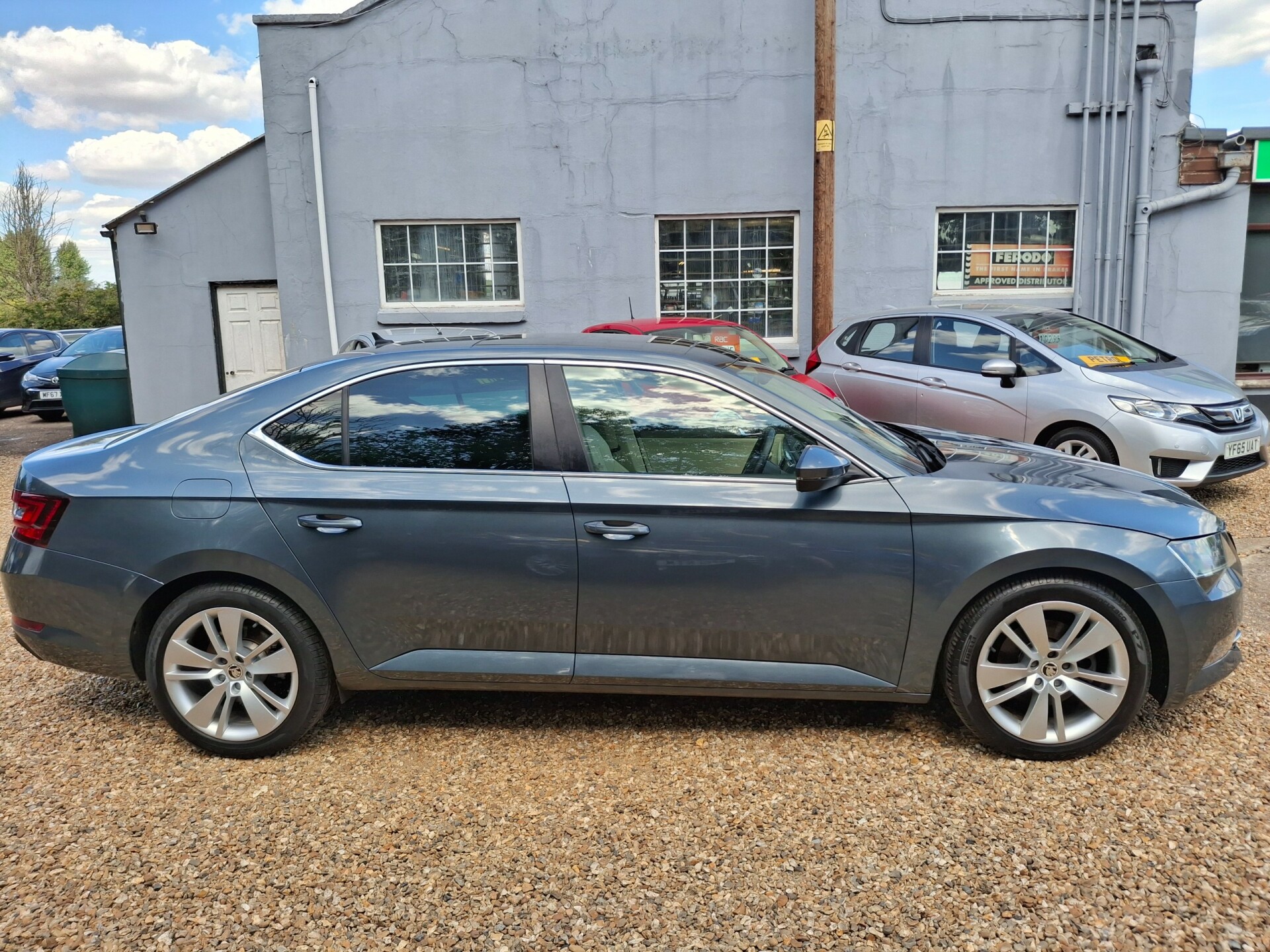 Skoda Superb