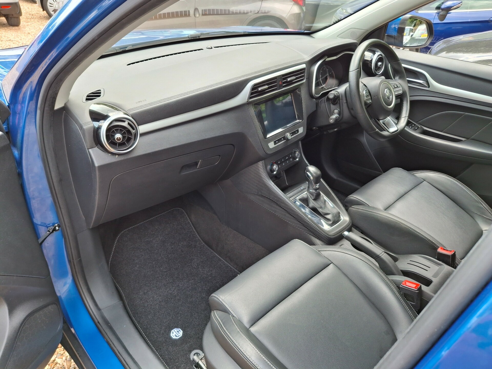 MG ZS