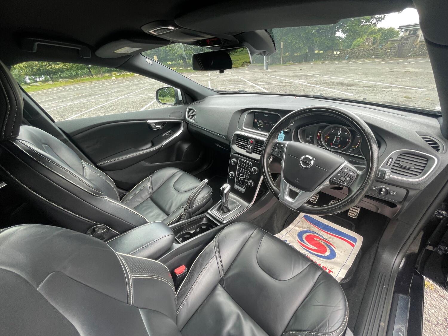 Volvo V40