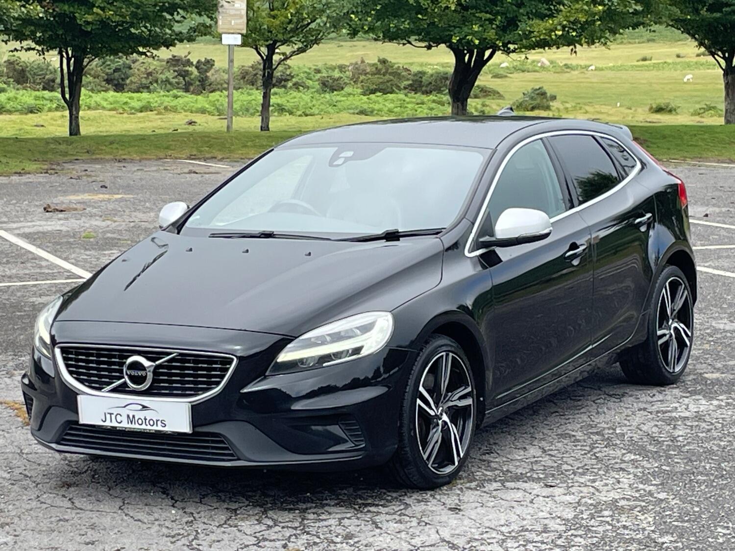 Volvo V40