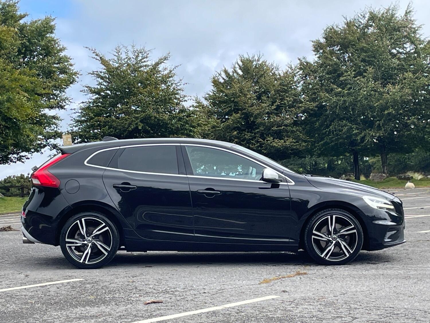 Volvo V40