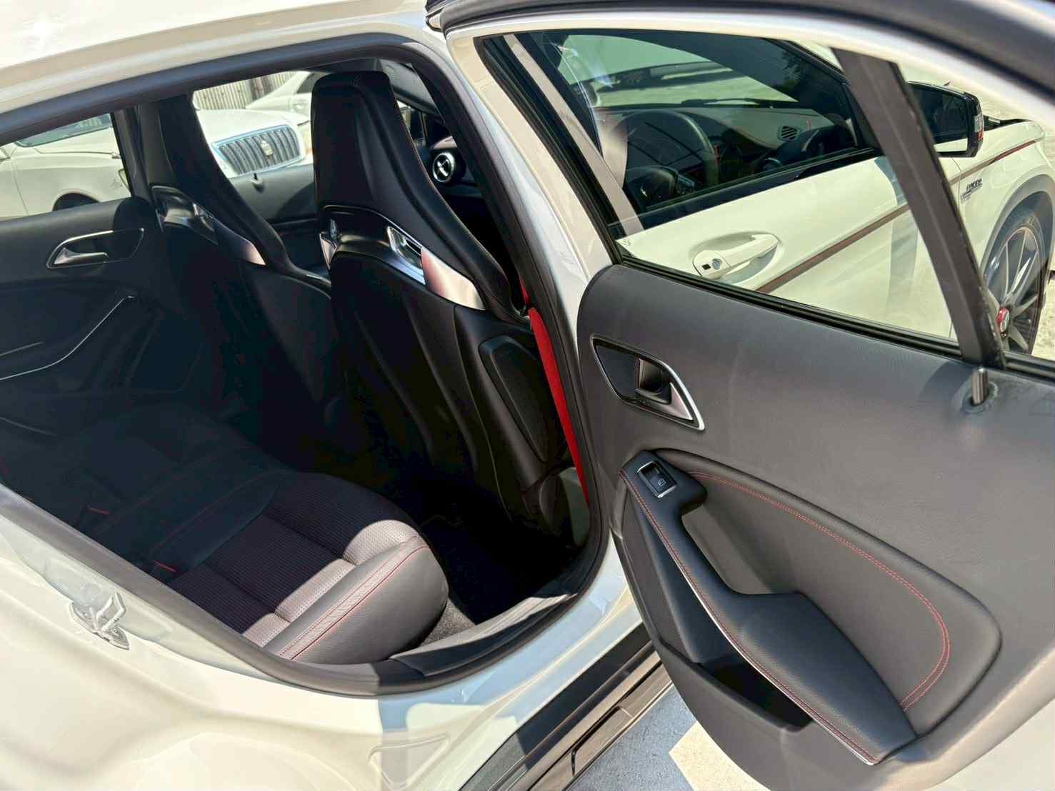 Mercedes Benz GLA Class
