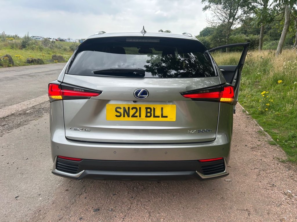 Lexus NX 300h