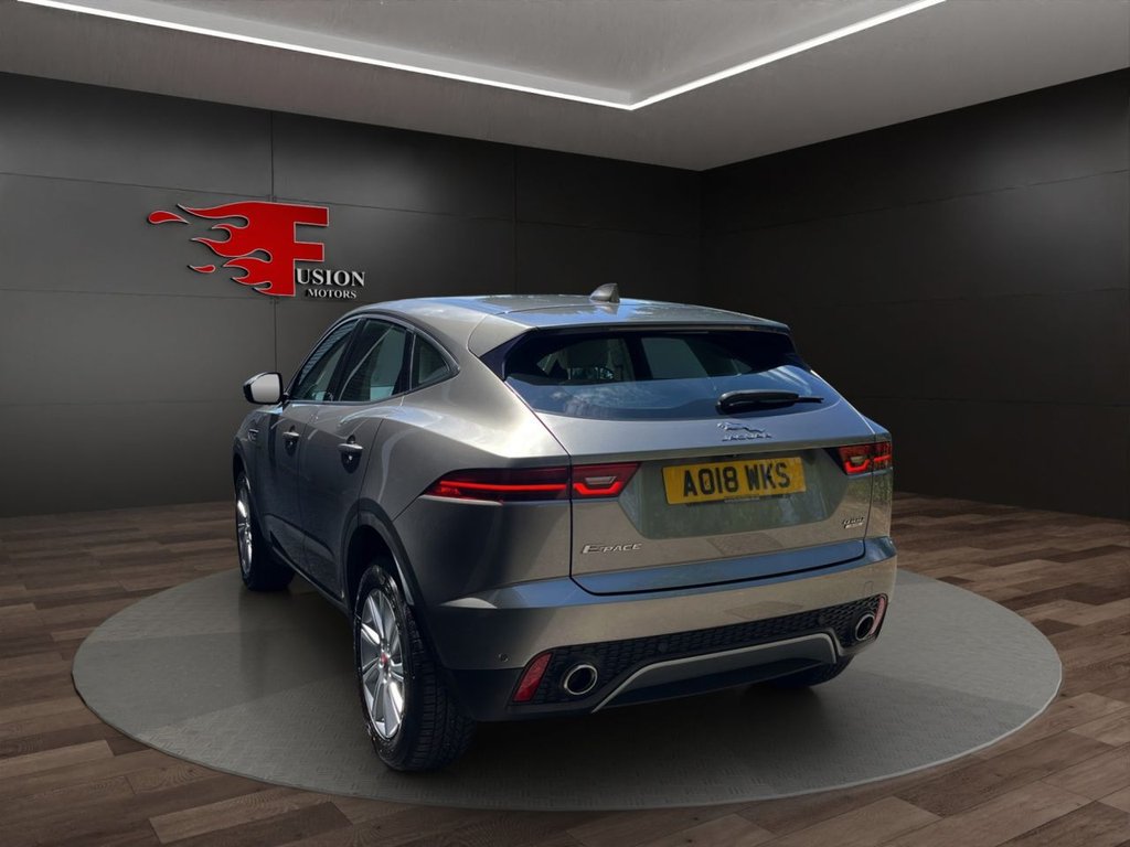 Jaguar E Pace