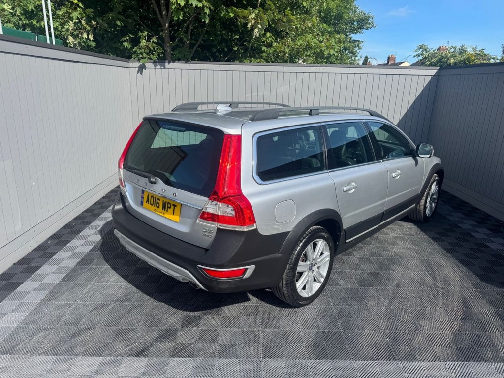 Volvo XC70