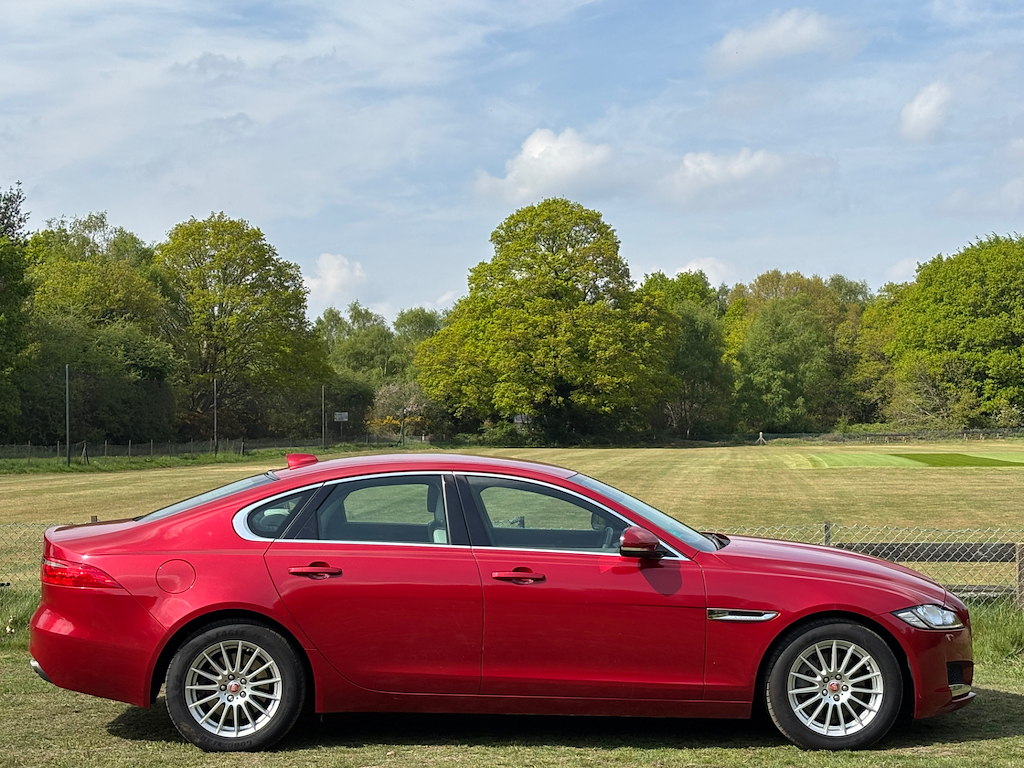 Jaguar XF