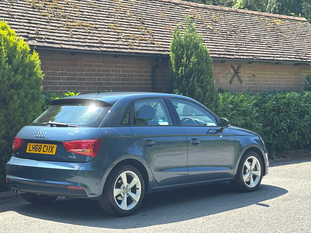 Audi A1