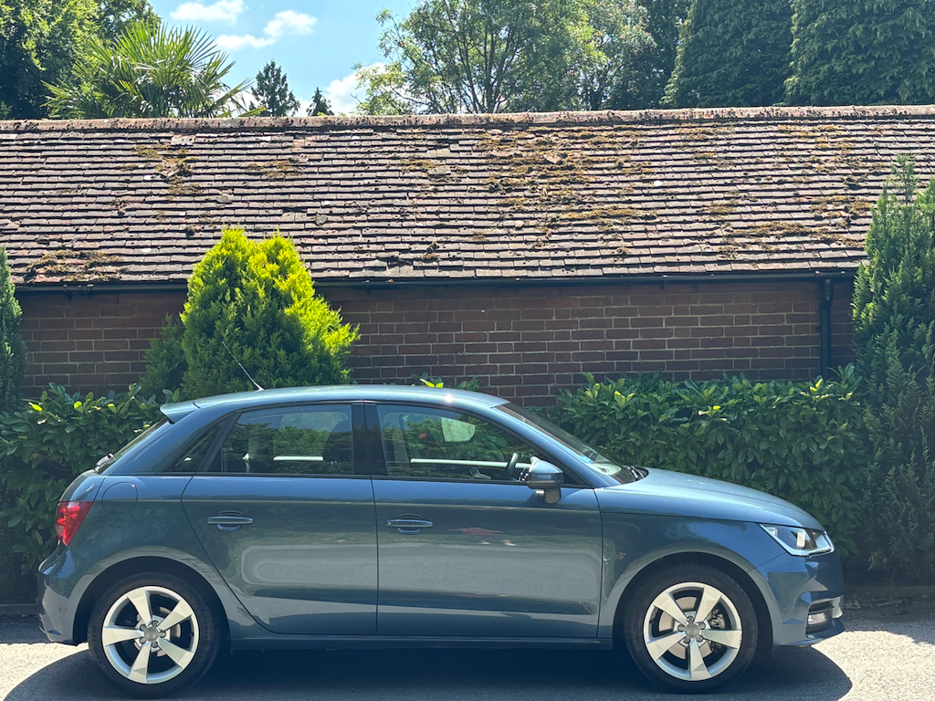 Audi A1
