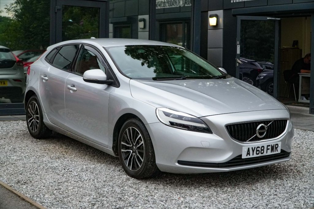 Volvo V40