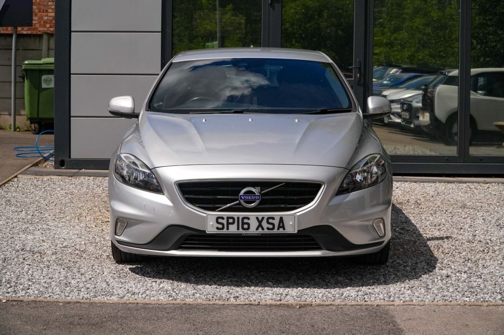 Volvo V40