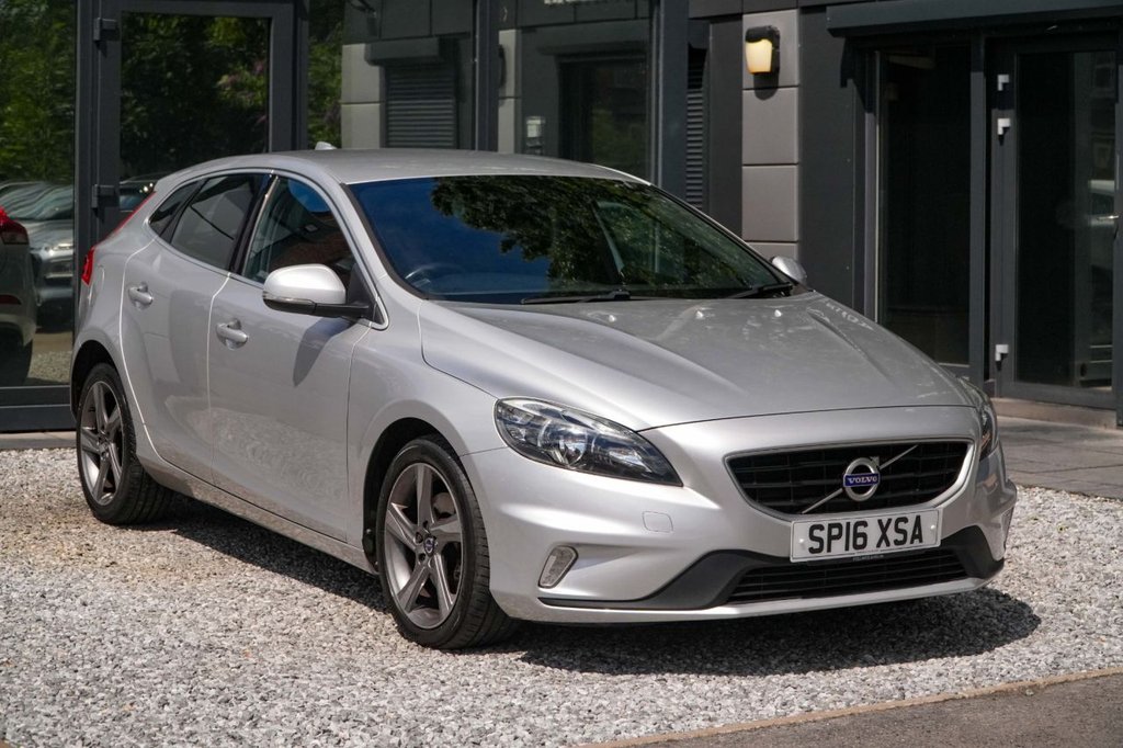 Volvo V40