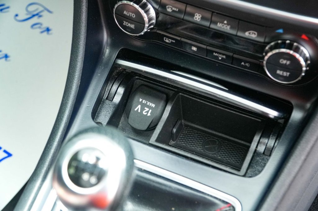 Mercedes Benz CLA