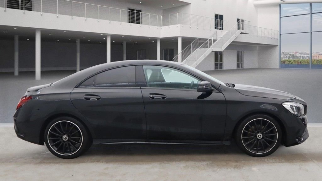 Mercedes Benz CLA