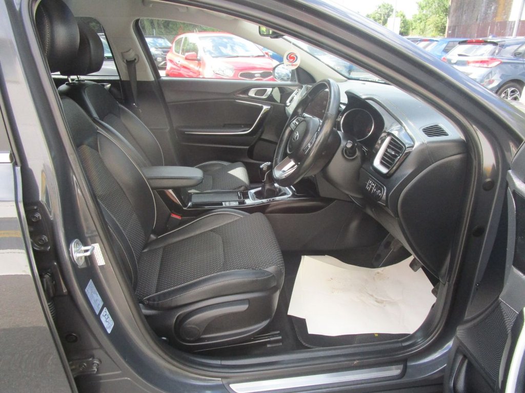 Kia XCEE'D