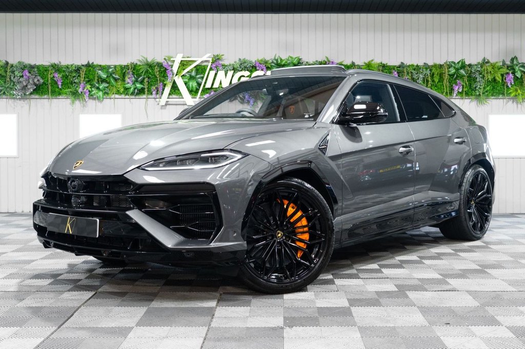 Lamborghini URUS
