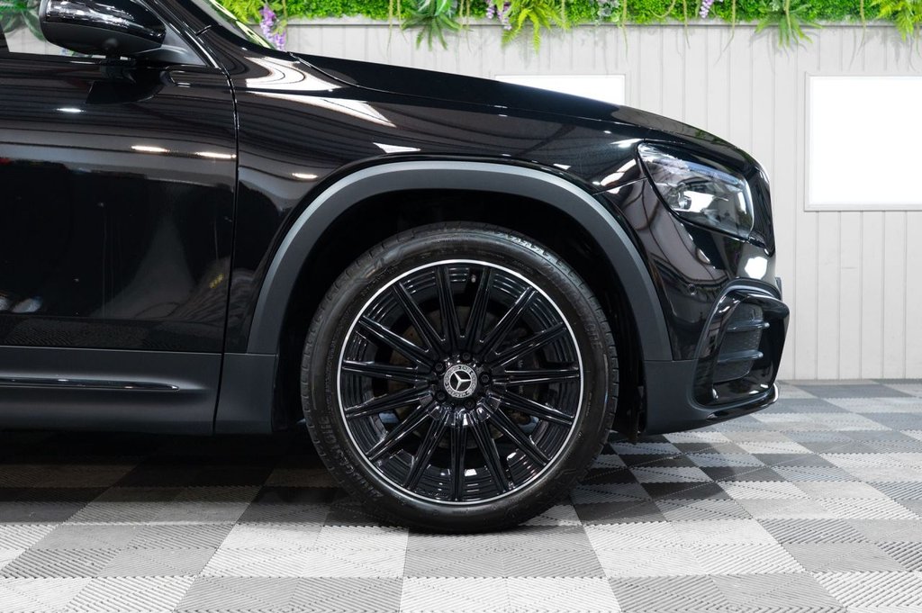 Mercedes Benz Glb