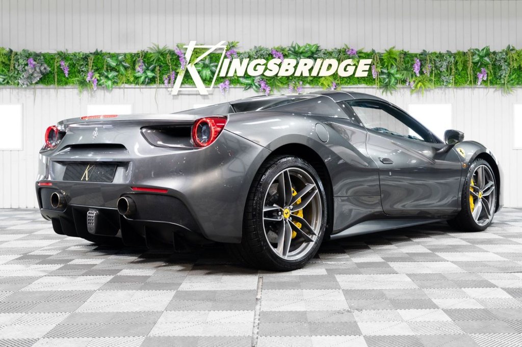 Ferrari 488