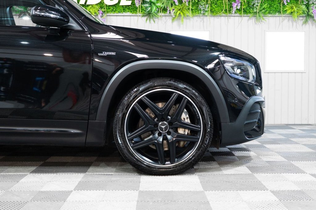 Mercedes Benz Glb