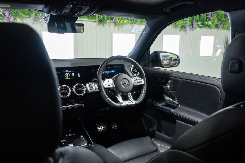 Mercedes Benz Glb