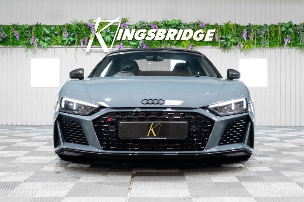 Audi R8