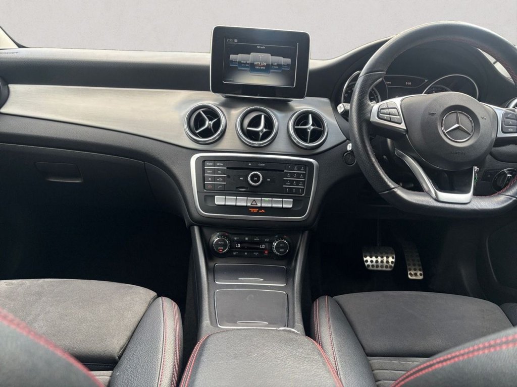 Mercedes Benz CLA