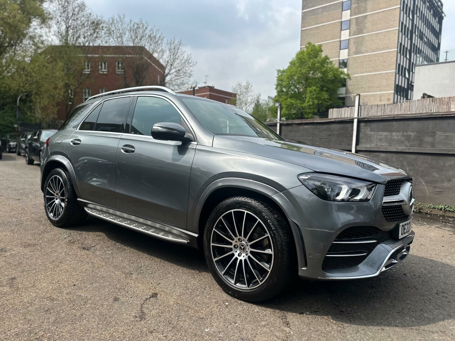 Mercedes Benz GLE-CLASS