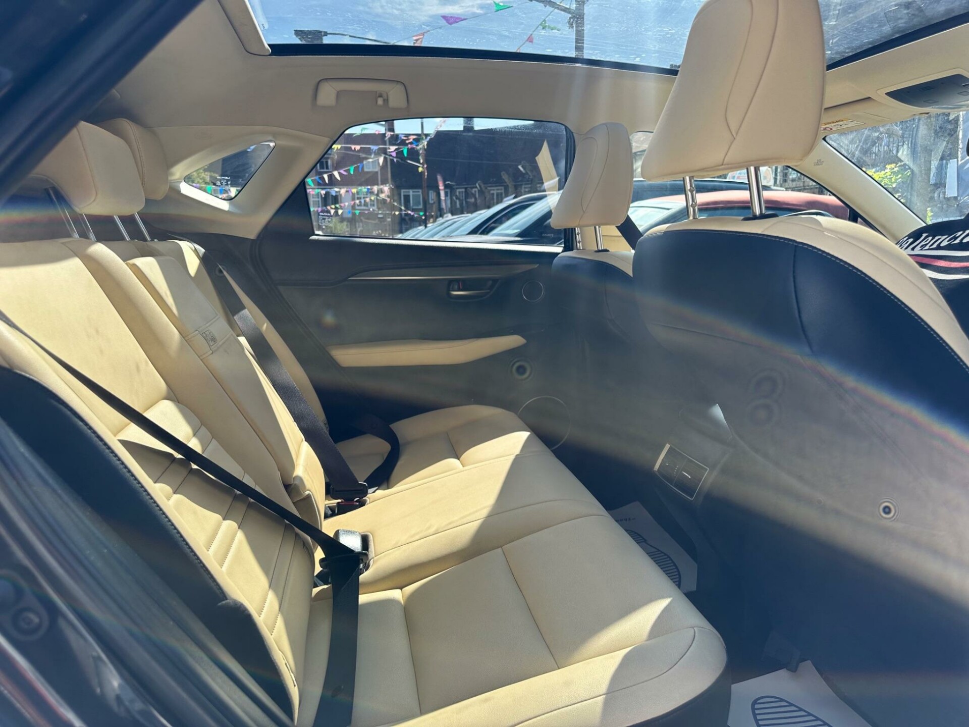 Lexus NX 300h