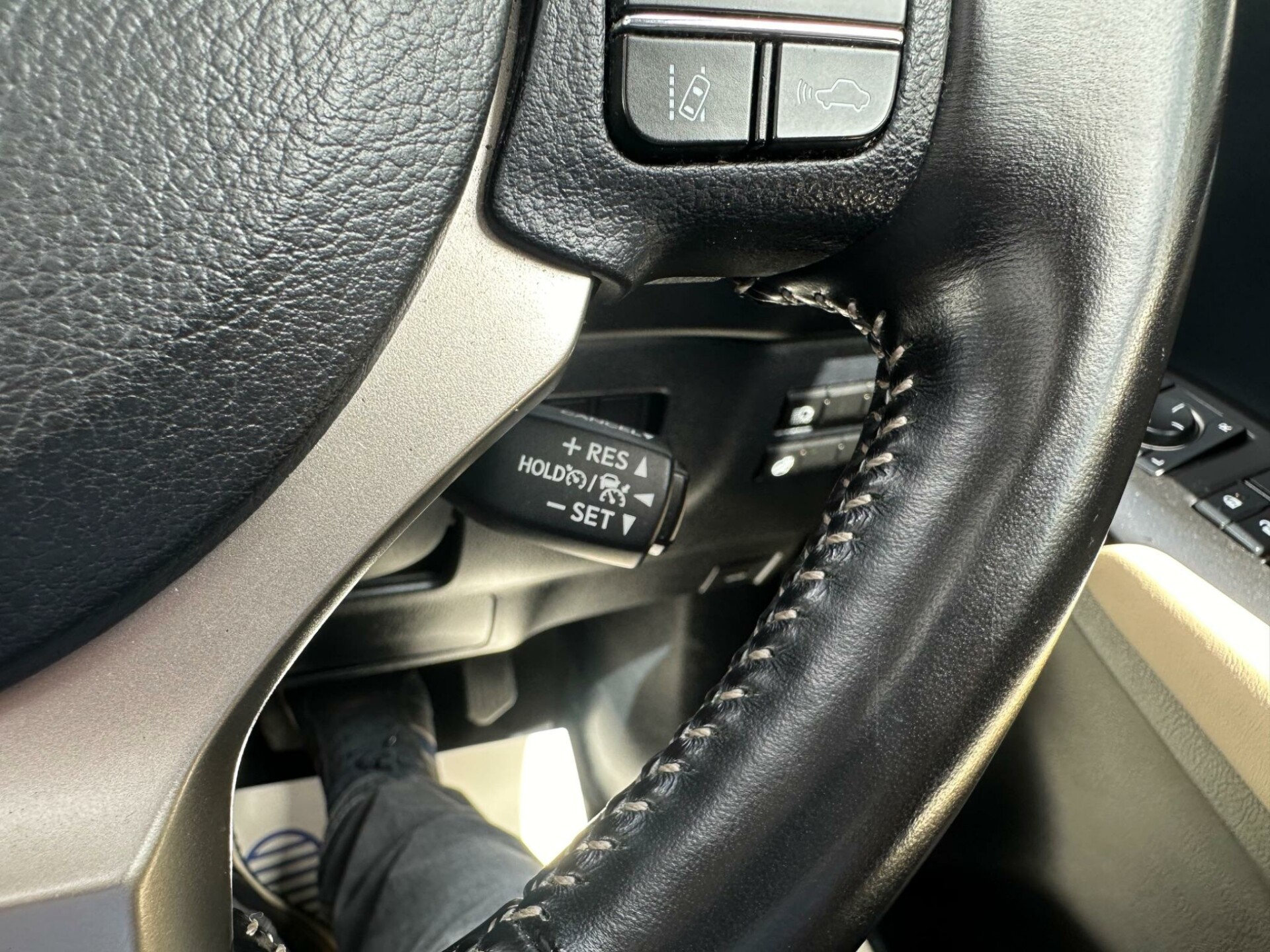 Lexus NX 300h